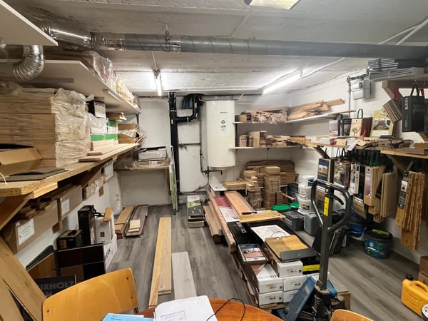 Joli immeuble à rendement bien entretenu comprenant 6 appartements, 1 atelier et 3 garages 42