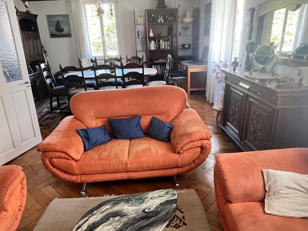 Joli immeuble à rendement bien entretenu comprenant 6 appartements, 1 atelier et 3 garages 28