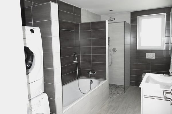 Joli et récent immeuble à rendement en excellent état de 6 appartements de 1.5 pièces loués 7