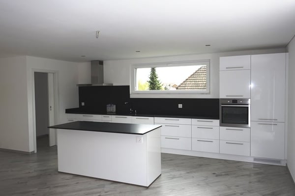 Joli et récent immeuble à rendement en excellent état de 6 appartements de 1.5 pièces loués 8