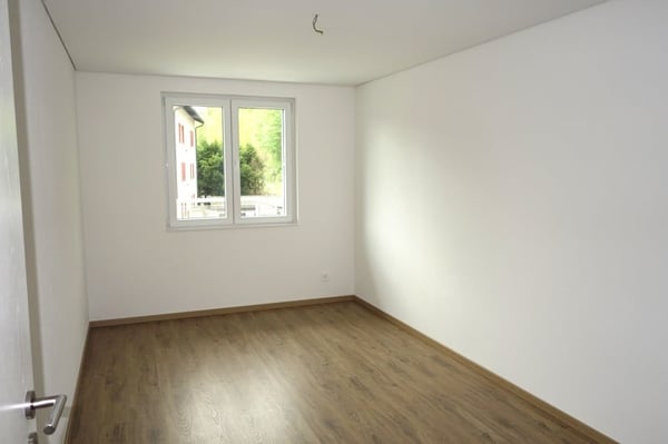 Joli et récent immeuble à rendement en excellent état de 6 appartements de 1.5 pièces loués 11