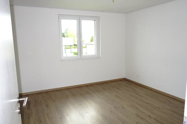 Joli et récent immeuble à rendement en excellent état de 6 appartements de 1.5 pièces loués 9