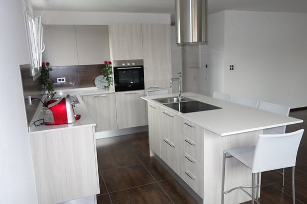 Joli appartement de 4,5 pièces en PPE idéalement situé et au calme vendu à un prix très raisonnable 20