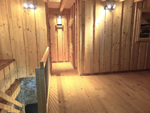 EXCEPTIONNEL ! - Magnifique ferme franc-montagnarde rénovée avec habitation et salle de spectacle 49