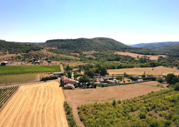 EXCEPTIONNEL - Magnifique Mas la Musardière avec dépendance de 24 pièces  à Alba la Romaine 10