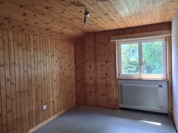 BASSECOURT - Charmante villa de 6,5 pièces à rénover idéalement bien située sur une jolie parcelle 27
