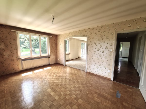 BASSECOURT - Charmante villa de 6,5 pièces à rénover idéalement bien située sur une jolie parcelle 20