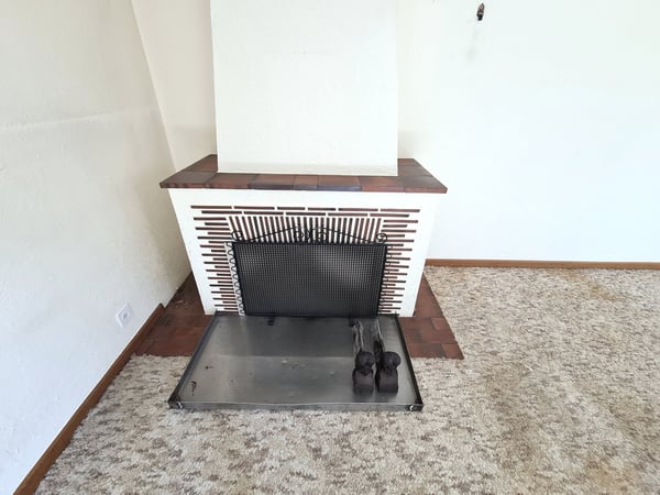 BASSECOURT - Charmante villa de 6,5 pièces à rénover idéalement bien située sur une jolie parcelle 18