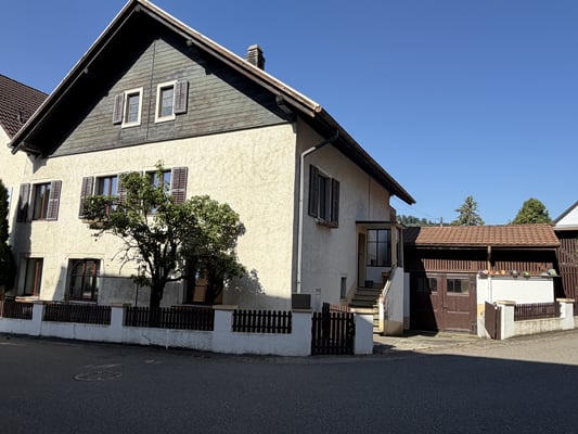 Charmante maison individuelle de 4.5 pièces à Movelier 2