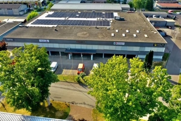 RENDEMENT NET EXCEPTIONNEL de 6,42% - Complexe industriel de 4554 m² rénové et loué à 33 entreprises 8