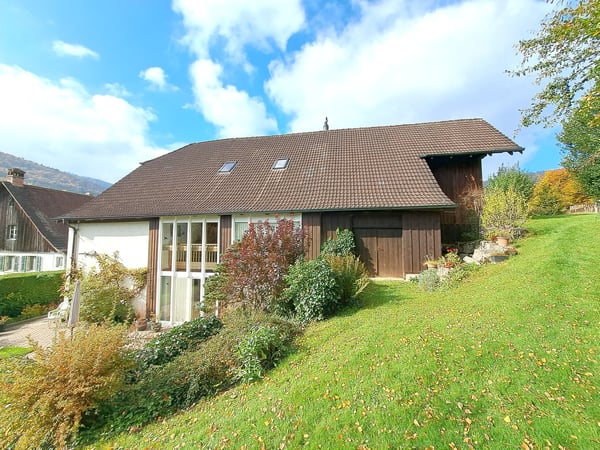 BIEN IMMOBILIER EXCEPTIONNEL - Grandiose maison villageoise de 2 appart. sur une grande parcelle 5