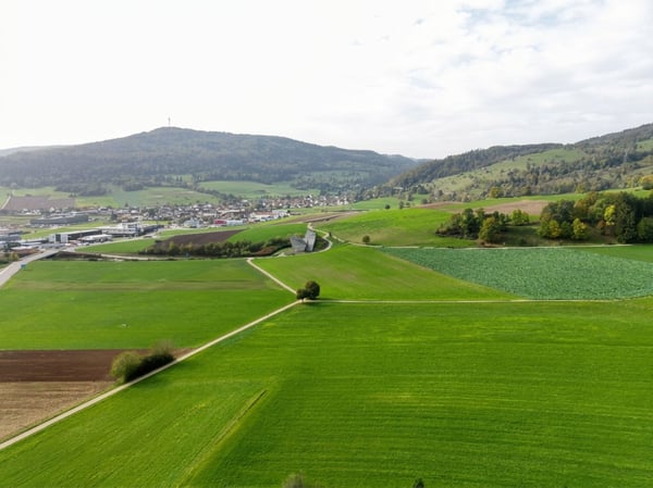 Jolie villa idéalement bien située et au calme avec un bon dégagement 41