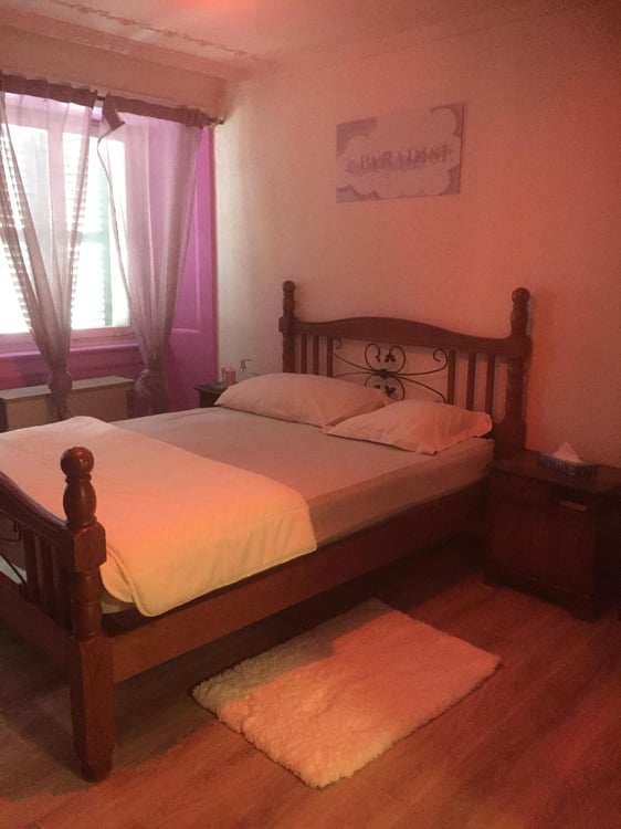 Salon de massage - 1 chambres avec salles de bain individuelles 5