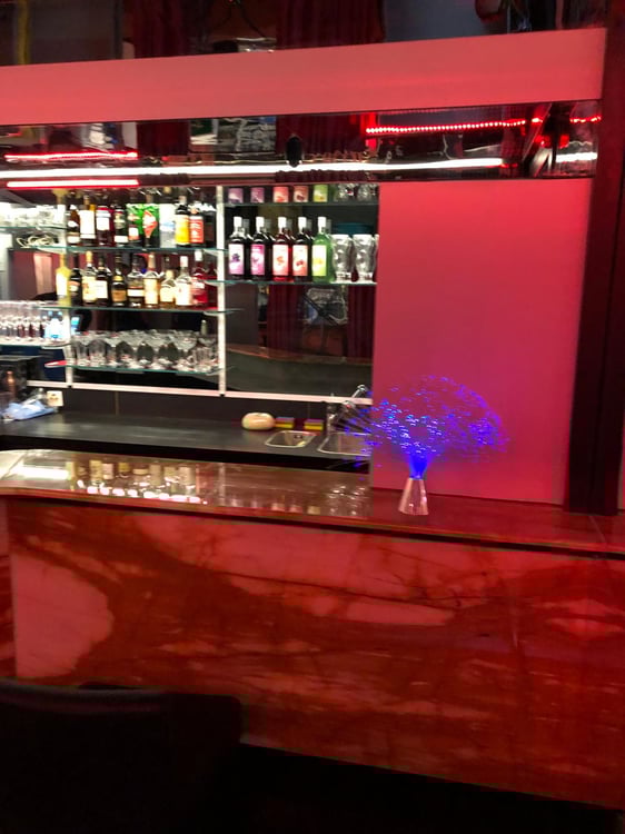 Bar avec fond de commerce 4