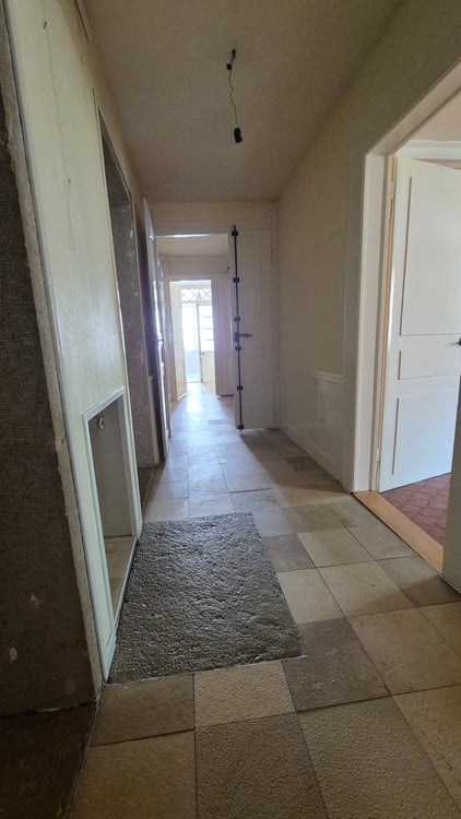 Grand 1.5 pièces avec cachet situé en centre-ville. 12