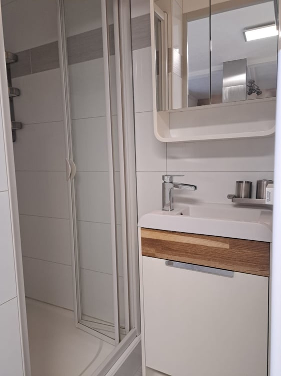 Appartement 2 pièces dans rue très calme au Locle 8
