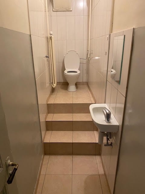 Spacieux appartement de 1.5 pièces à La Chaux-de-Fonds 5