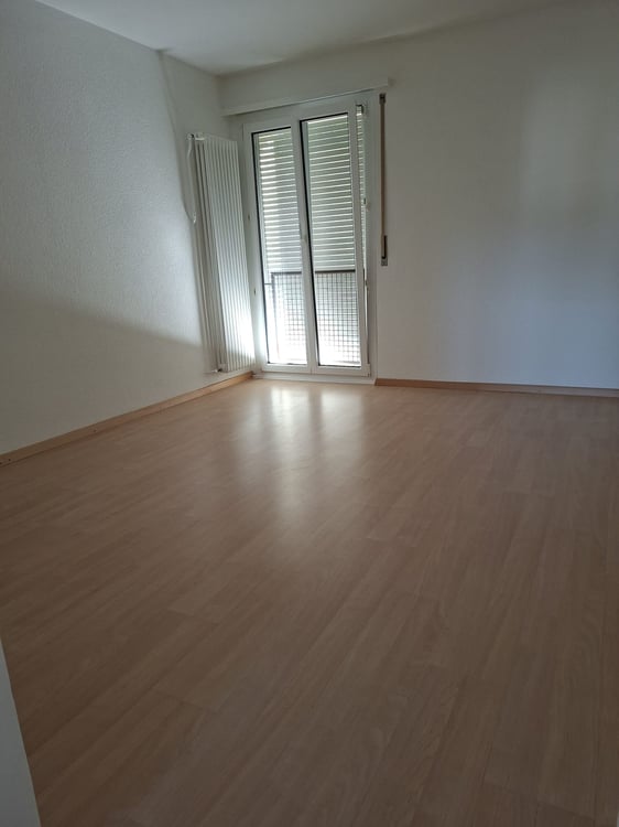 Appartement 3.5 pièces lumineux et disponible de suite au Locle 6