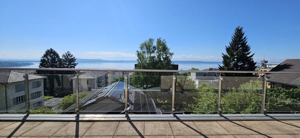 Magnifique appartement en duplex de 4.5 pièces avec vue sur le lac à Neuchâtel 2