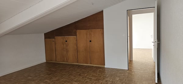 Appartement spacieux rénové cuisine neuve. Avec conciergerie 12