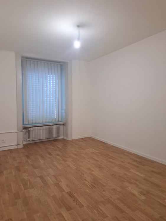 Bel appartement de 1 pièces au rez-de-chaussée surélevé au Locle 3