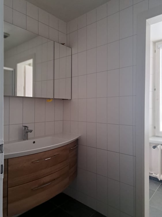 Bel appartement de 4 pièces au rez-de-chaussée surélevé au Locle 13