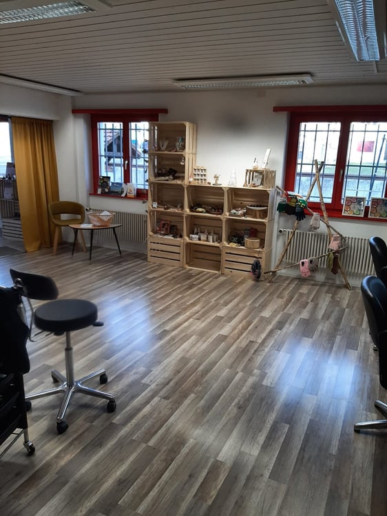 Salon de coiffure à vendre - Les Genevez 3