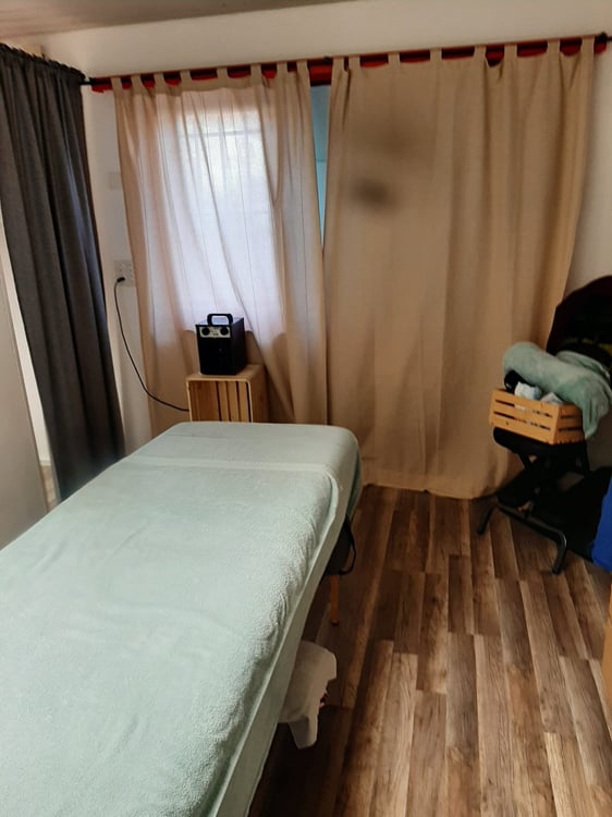 Salon de coiffure à vendre - Les Genevez 9