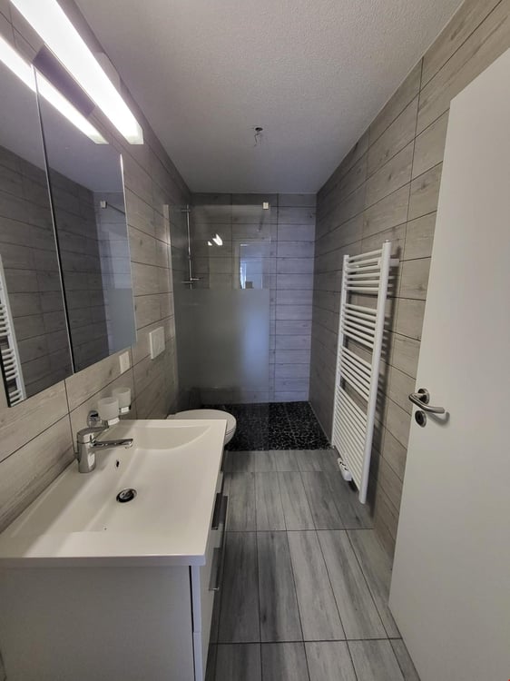 Immeuble locatif de 5 appartements vers la gare 8