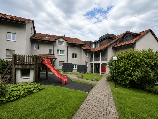 Appartement de 3,5 pièces entièrement rénové avec 2 balcons 9