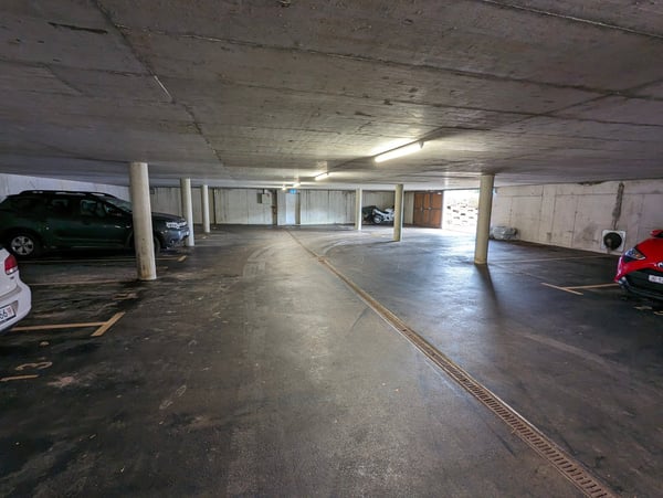 Magnifique appartement de 2.5 pces rénové 16