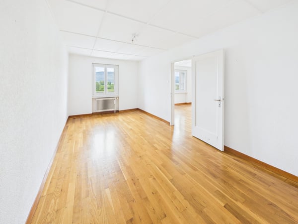 Spacieux appartement de 3.5 pièces avec balcon à Boécourt 3