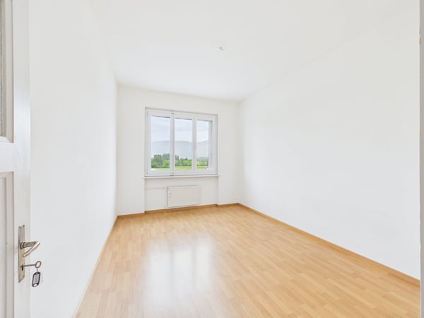 Joli appartement de 4.5 pièces avec balcon à Boécourt 3