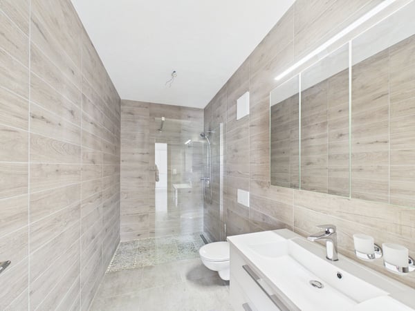 Très bel appartement de 2,5 pièces à Courfaivre 8
