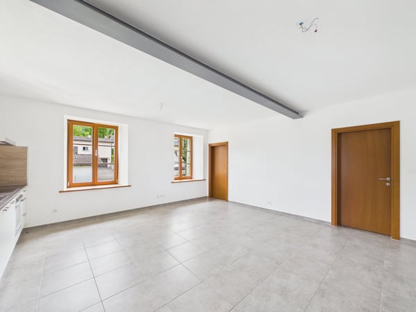Très bel appartement de 2,5 pièces à Courfaivre 5