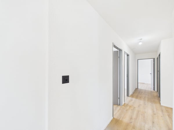 Magnifique appartement de 4.5 pièces rénové à neuf avec intérieur moderne 11