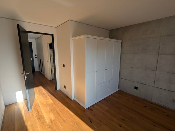 Très bel appartement 2,5 pces de haut standing 11