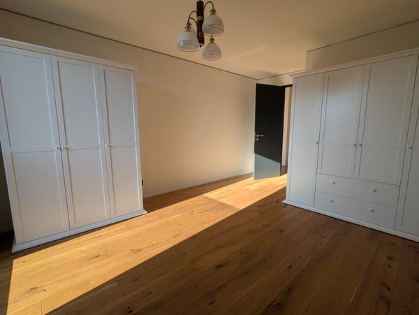 Très bel appartement 2,5 pces de haut standing 9