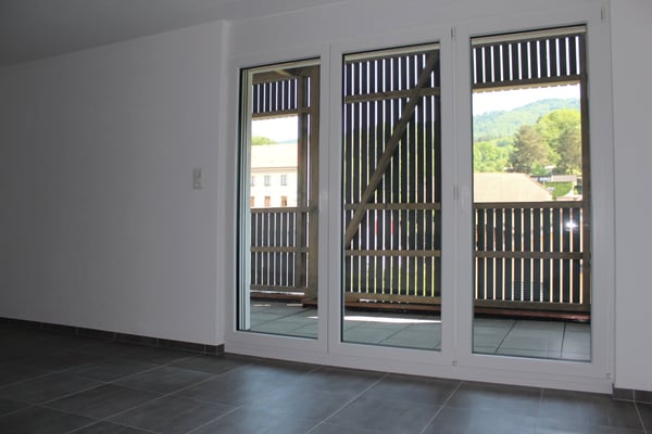 Appartement de 4.5 pièces lumineux avec balcon à Courfaivre 12