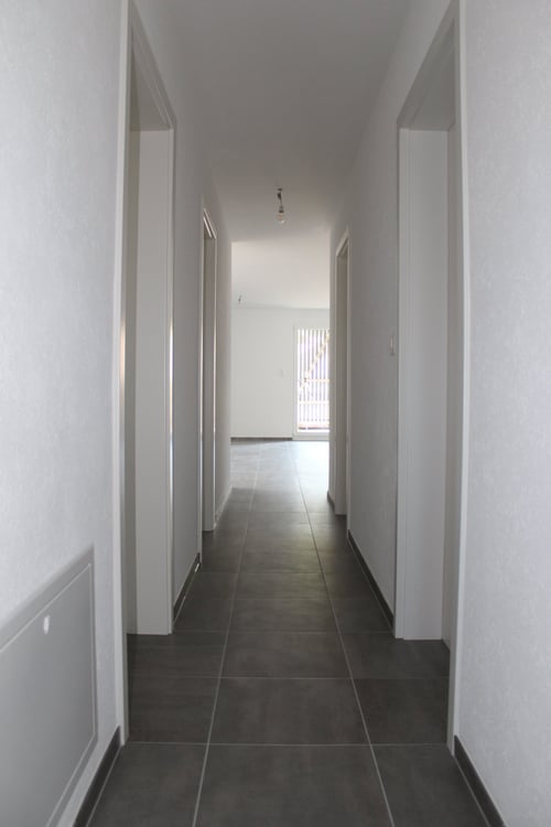 Appartement de 4.5 pièces lumineux avec balcon à Courfaivre 4