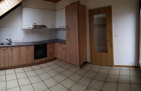 Charmant appartement de 5,5 pièces à Vicques 3