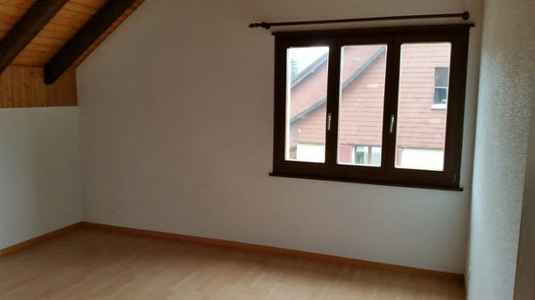 Charmant appartement de 5,5 pièces à Vicques 11
