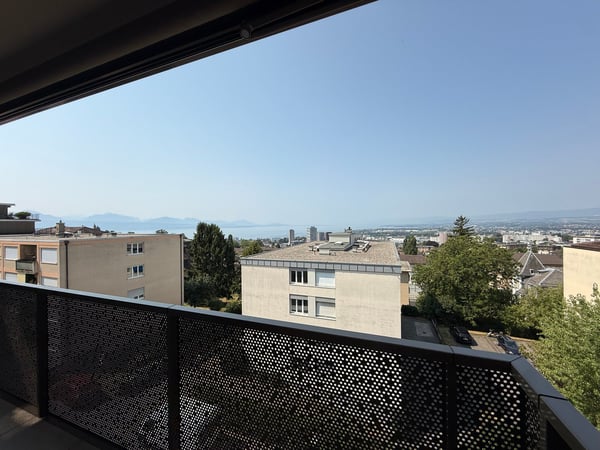 Studio lumineux et moderne avec vue sur le lac 1