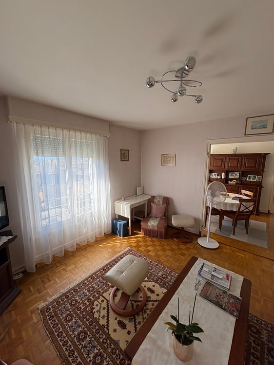 Appartement de 4 pièces - bail à durée determinée 1
