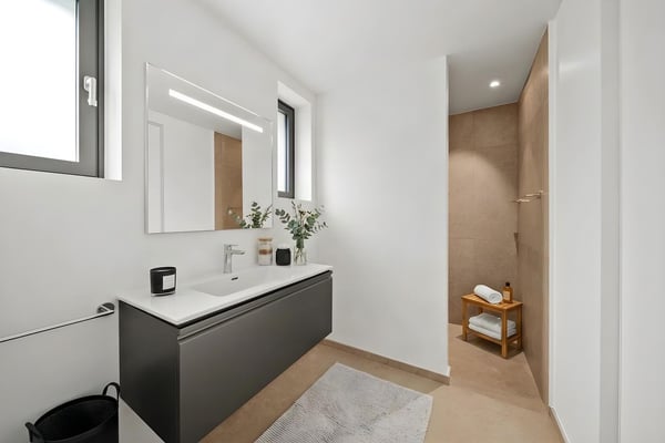 Genolier — Elegant Apartment with Lake and Alps Views 8