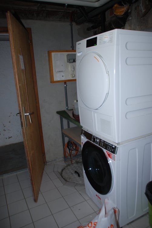 Immeuble Locatif à Peseux de 3 appartements, local commercial et garages 31