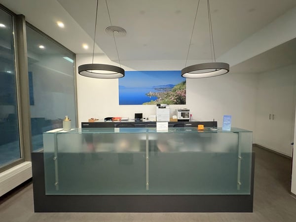 Surface commerciale à Montreux - Opportunité rare avec un rendement attractif 1