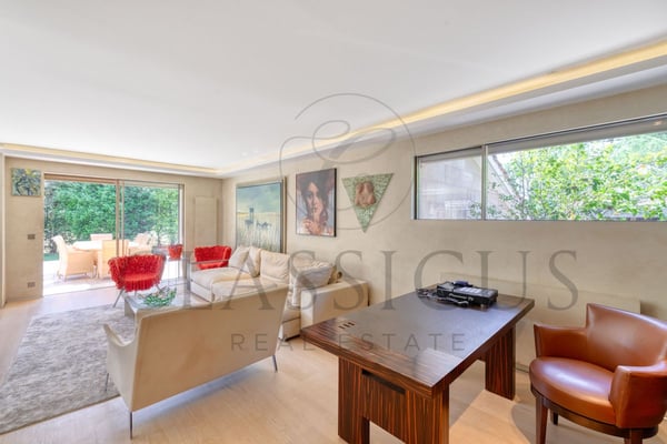 Une maison de famille rare avec jardin, bassin de nage et env. 610 m² utiles 3