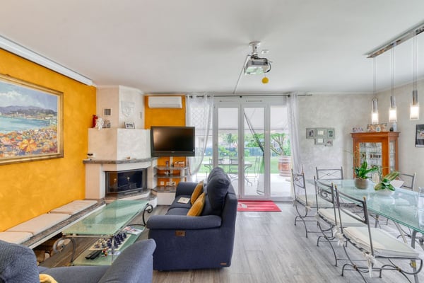Villa familiale avec jardin arboré dans un quartier résidentiel de Vernier 6