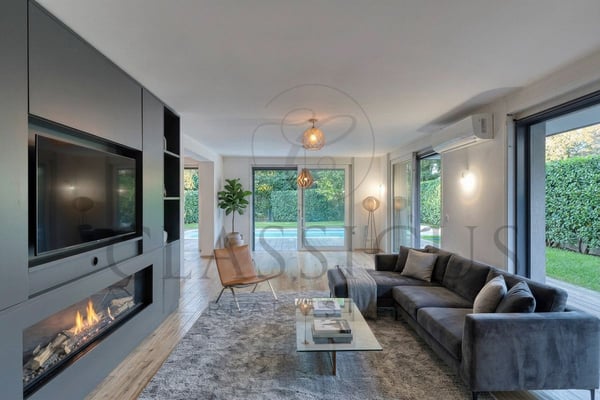 Maison contemporaine avec piscine et rooftop jacuzzi vue lac 4
